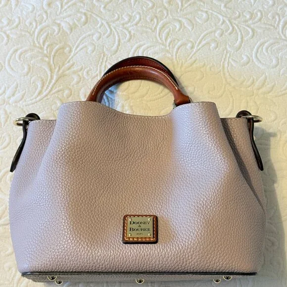 Mini Barlow Handbag - Picture 7 of 8